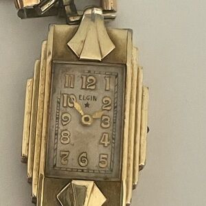 1930s-1940s vintage Elgin women’s bracelet watch and case.